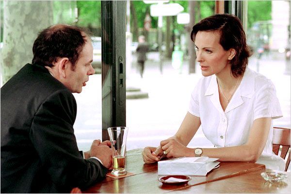 Jean-Pierre Darroussin et Carole Bouquet dans « Feux rouges »